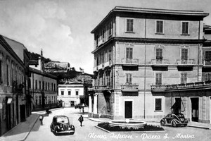 1954_Piazza_santamonica.jpg