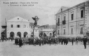1939_Piazza_Ferrovia.jpg