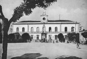 1950_Piazza_Municipio.jpg