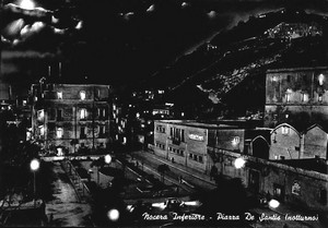 1959_piazzadesantis_notturna.jpg